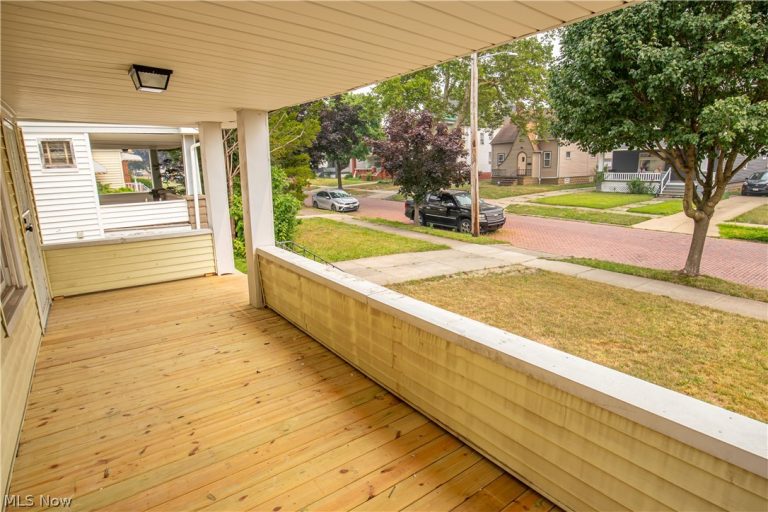 9105 Bancroft Avenue, Cleveland, OH - Photo 4