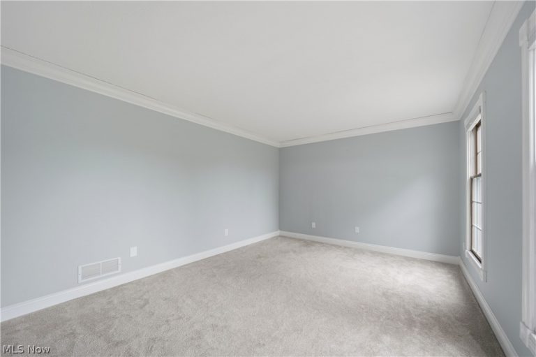 4764 Young Road, Stow, OH - Photo 6
