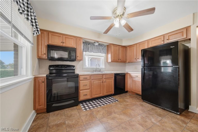 3002 15th Street, Canton, OH - Photo 8