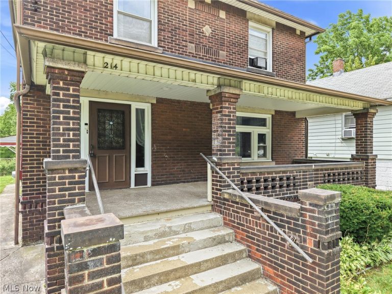 214 6th Street, Campbell, OH - Photo 4