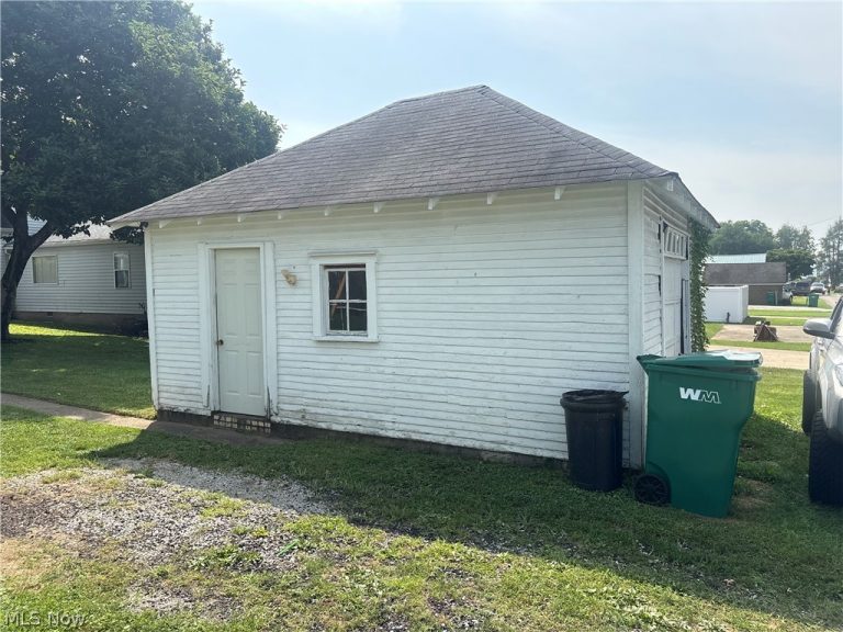 919 33rd Street, Parkersburg, WV - Photo 6
