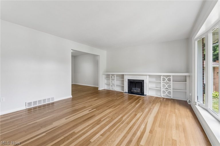 644 Wellfleet Drive, Bay Village, OH - Photo 3