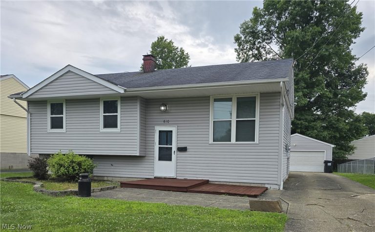 610 Notre Dame Avenue, Youngstown, OH, 44515