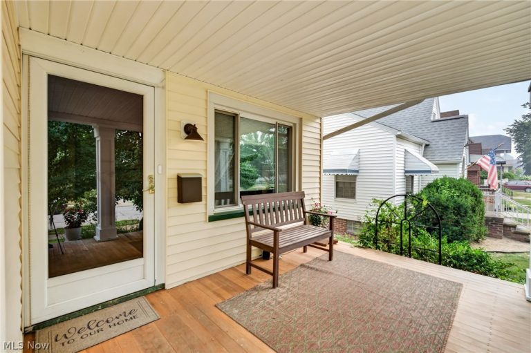 17416 Oxford Avenue, Cleveland, OH - Photo 3