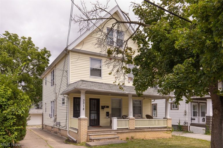 3318 Montclair Avenue, Cleveland, OH - Photo 2