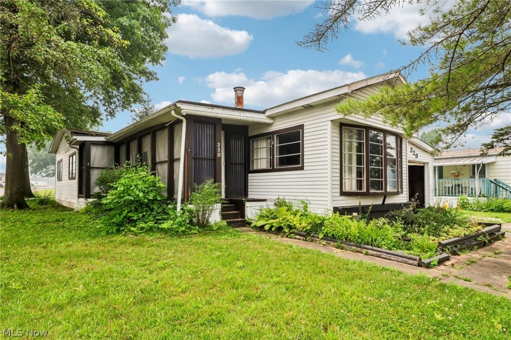 18592 Edwards Road #220, Doylestown, OH