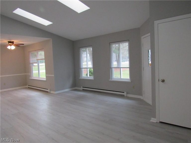 7155 Auburn Road, Concord Twp, OH - Photo 5