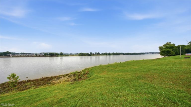 505 Ohio River Road, Parkersburg, WV - Photo 2
