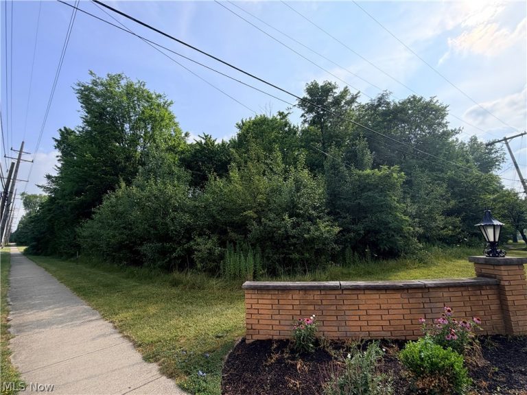 Winding Way, Brecksville, OH - Photo 3