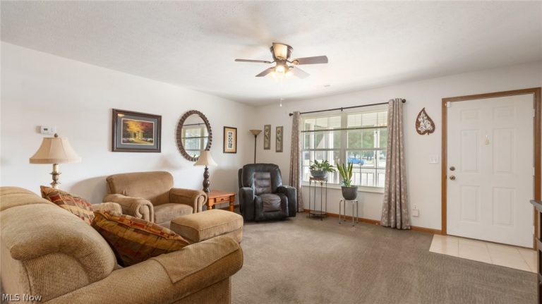 291 C Goosepond Road, Newark, OH - Photo 5