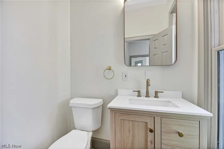 3401 Clinton Avenue, Cleveland, OH - Photo 6