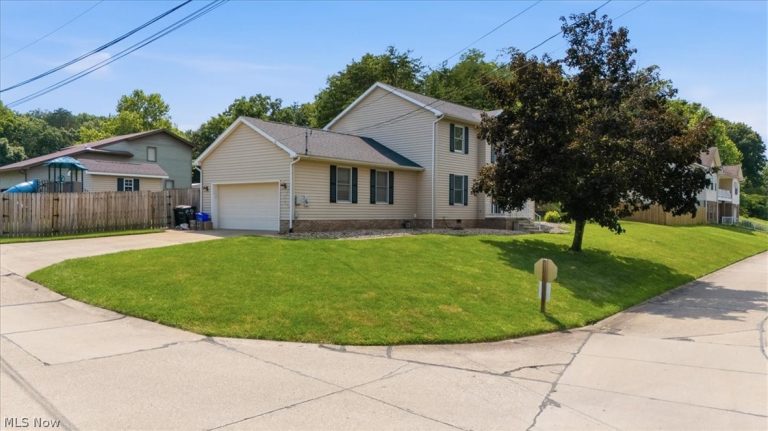 10 Elmwood Drive, Parkersburg, WV - Photo 3