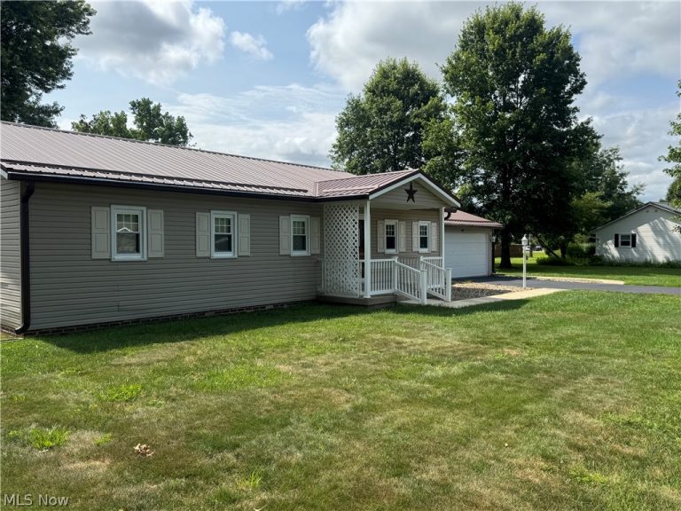 6220 Southview Drive, Nashport, OH - Photo 3