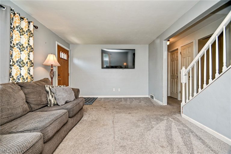 420 Stuart Street, Massillon, OH - Photo 5