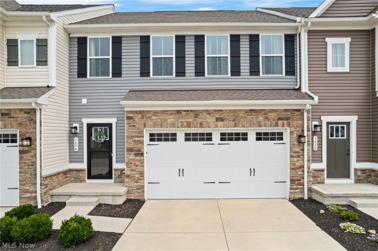 1654 Cypress Court, Stow, OH - Photo 2
