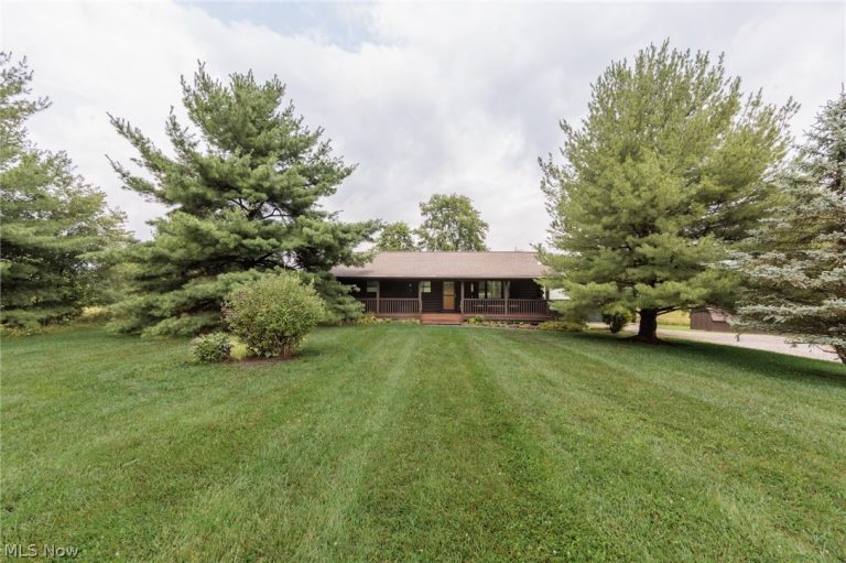 3443 Britton Road, Burbank, OH - Photo 2
