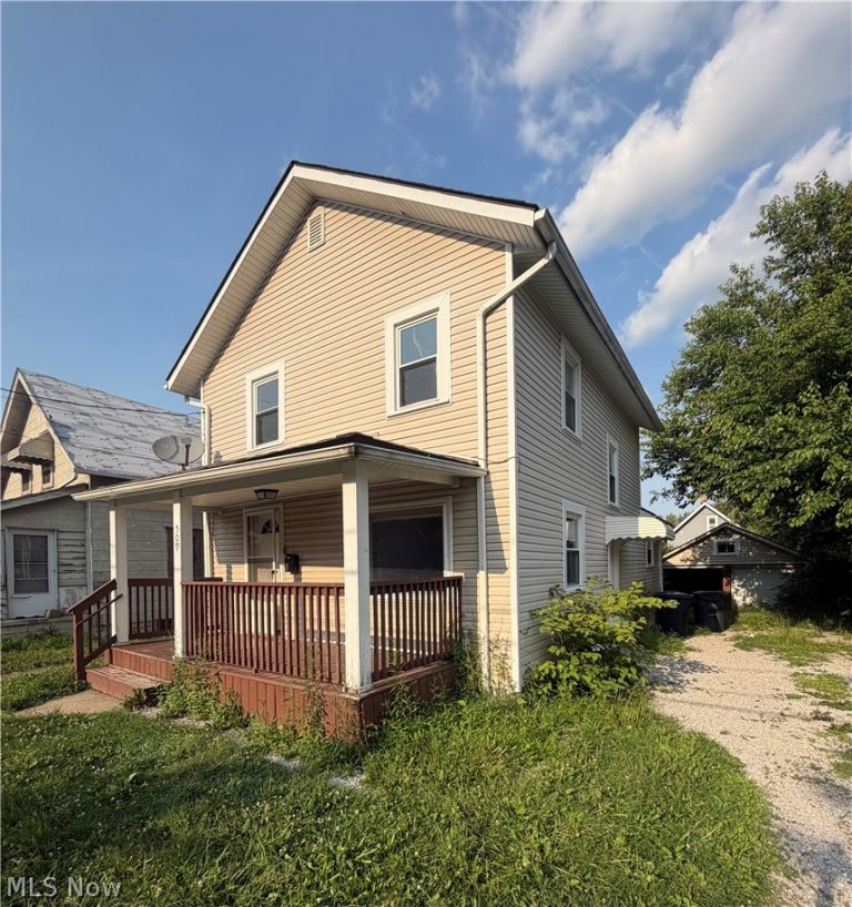 509 Lucy Street, Akron, OH - Photo 2