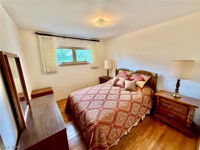 839 Deborah Drive, Willowick, OH - Photo 8