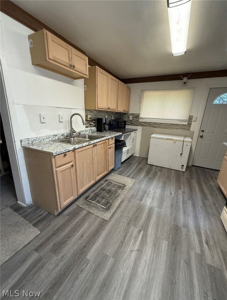 16812 Endora Road, Cleveland, OH - Photo 3