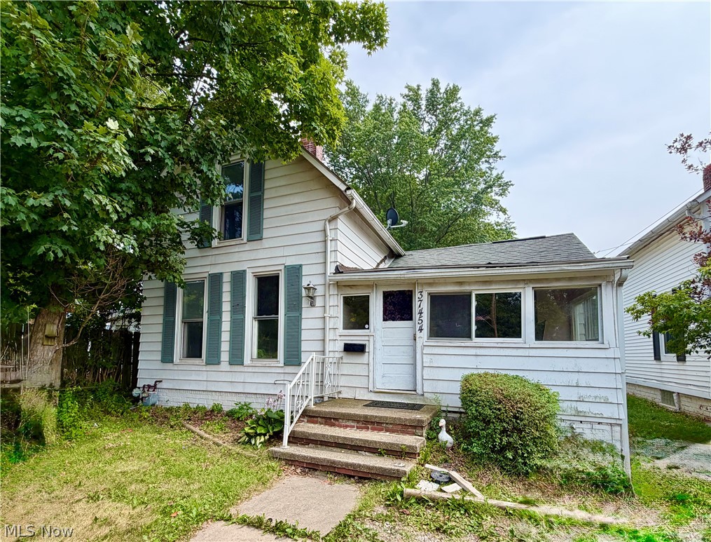 37454 Euclid Avenue, Willoughby, OH