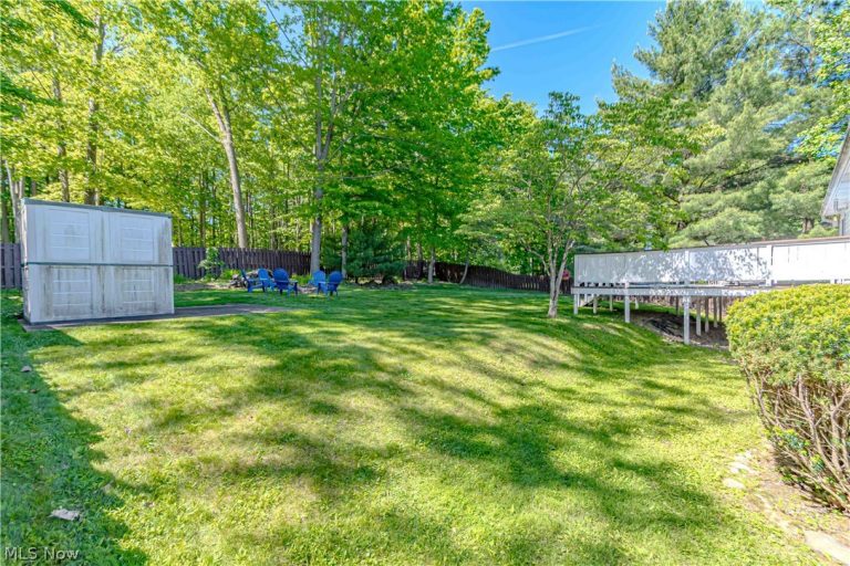 1310 Waldo Way, Twinsburg, OH - Photo 2