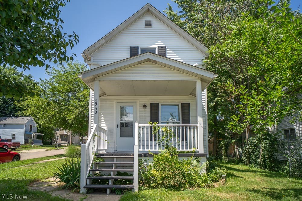 2250 4th Street, Akron, OH