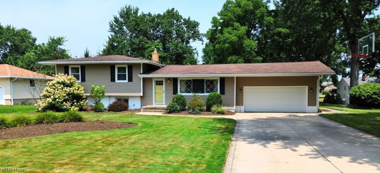 1031 Cessna Drive, Macedonia, OH - Photo 4