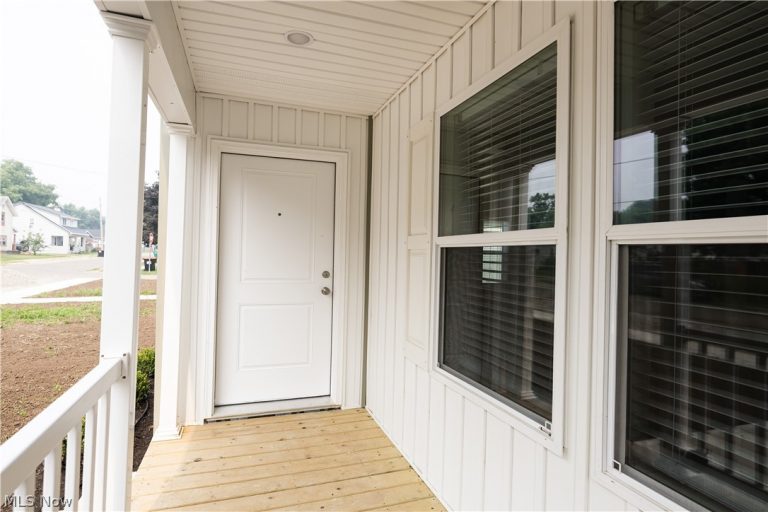 160 E Channel Street, Newark, OH - Photo 4