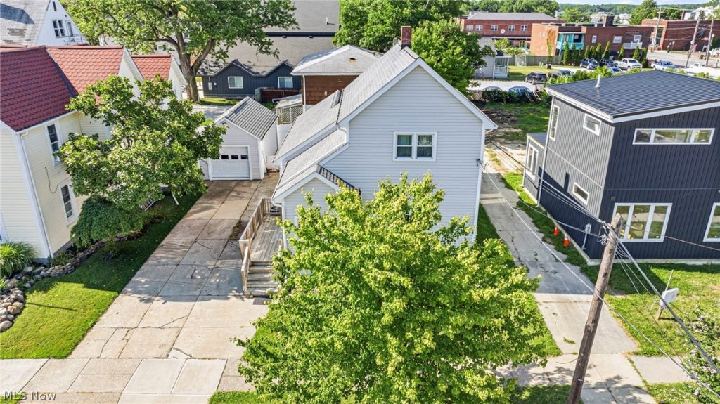216 2nd Street, Fairport Harbor, OH