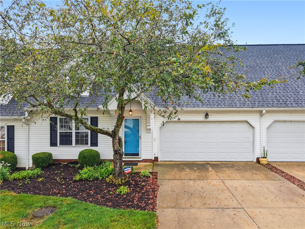 130 High Point Drive #50, Medina, OH