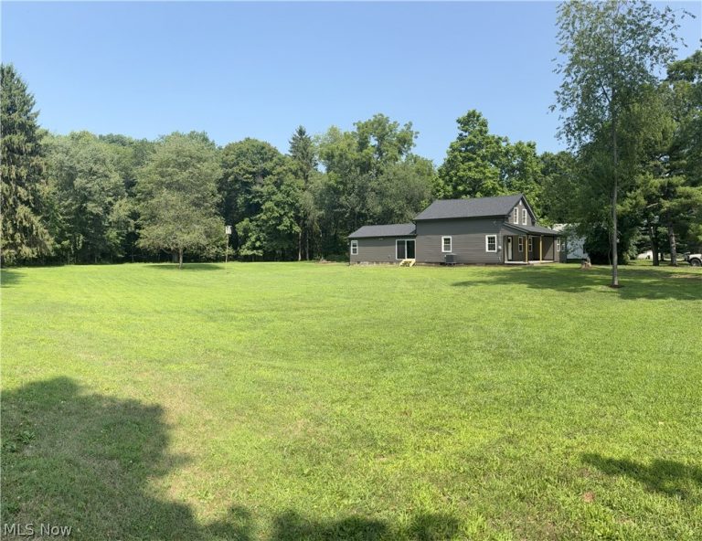 8227 Blade Road, Malvern, OH - Photo 5