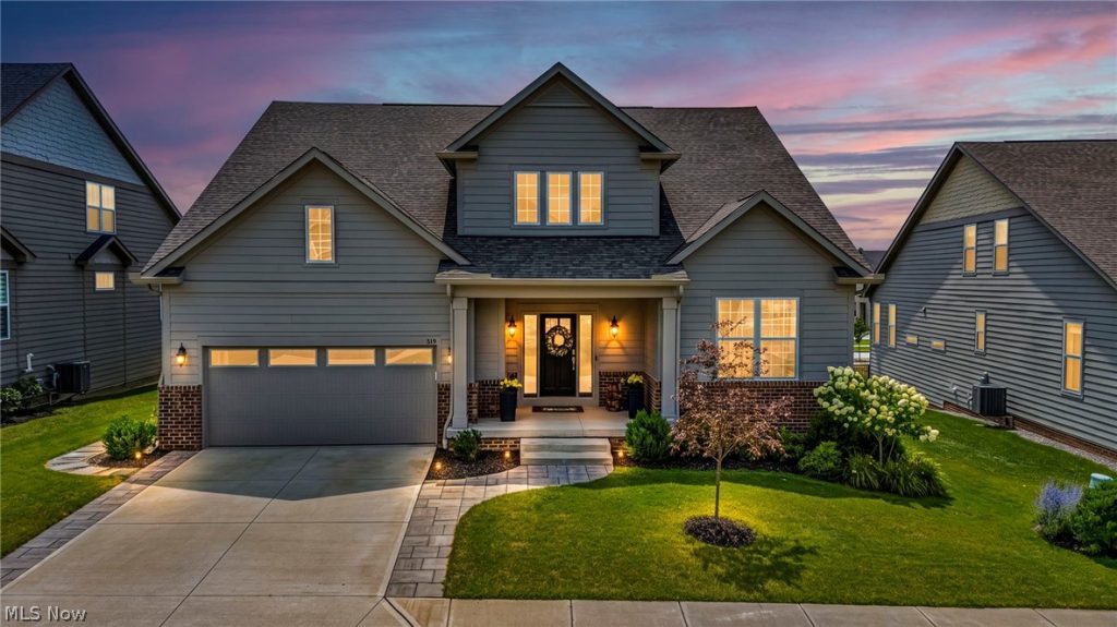 519 Silver Lake Drive, Orange Village, OH