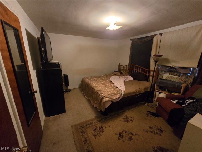 4069 Hinsdale Road, Cleveland, OH - Photo 8