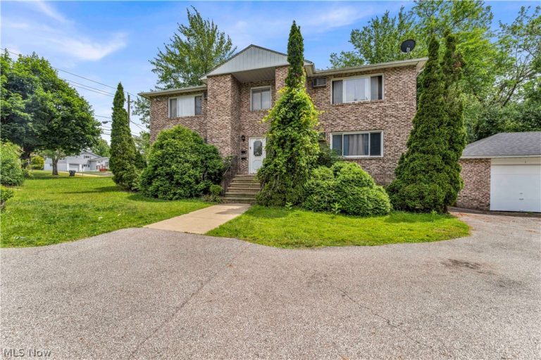 485 Center Road #1, Bedford Heights, OH - Photo 2