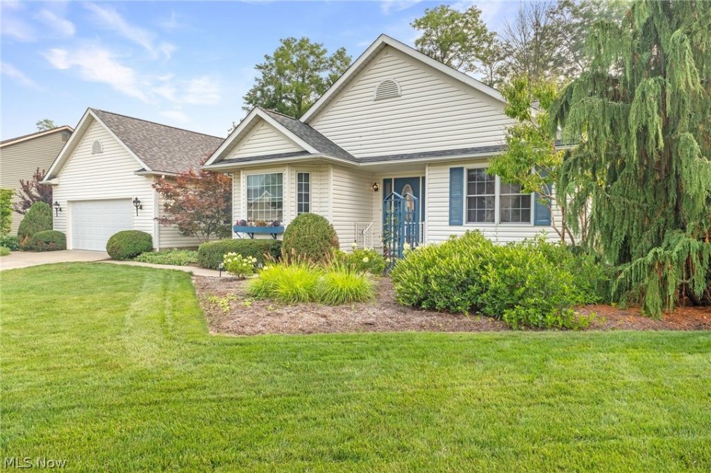 1000 Park Village Drive, Louisville, OH