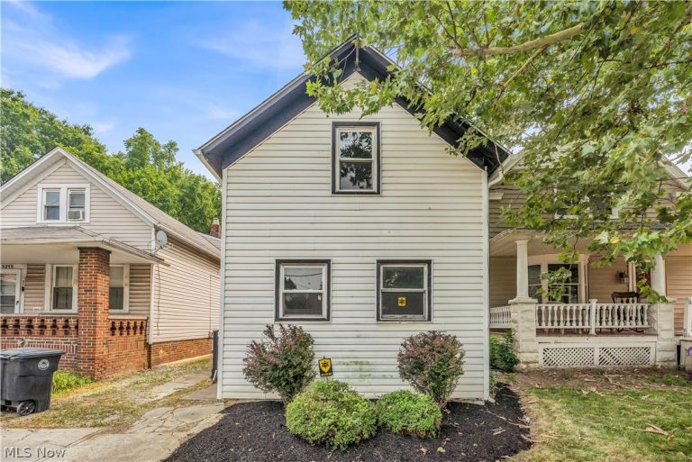 3221 Trowbridge Avenue, Cleveland, OH - Photo 2
