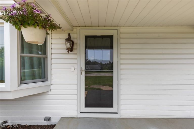 67200 Plainfield Road, Belmont, OH - Photo 8