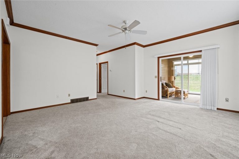 215 Village Drive #28, Seven Hills, OH - Photo 6