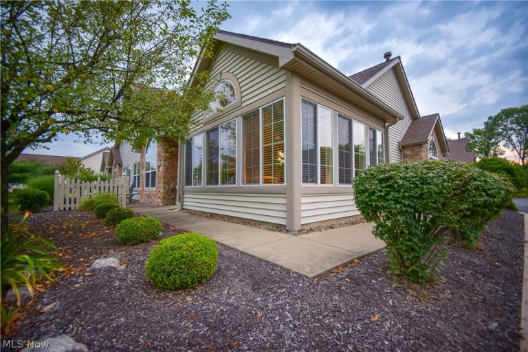 5250 Redford Drive, Brunswick, OH - Photo 2