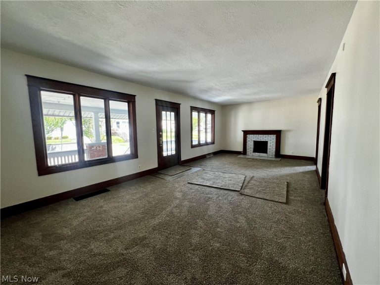 882 Redfern Avenue, Akron, OH - Photo 3