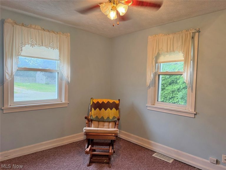 2358 Clark Avenue, Alliance, OH - Photo 3
