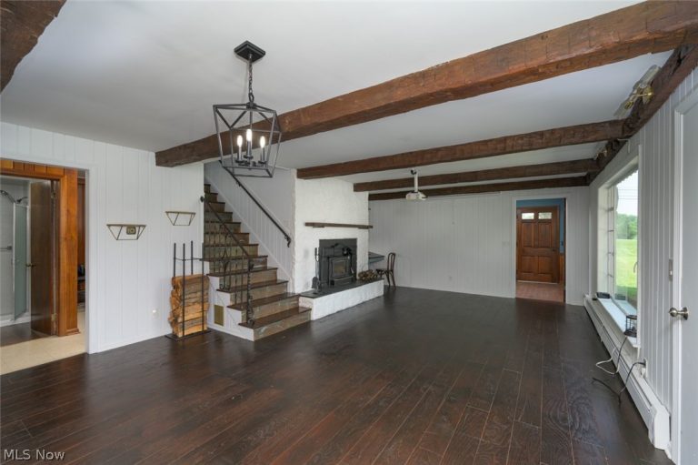 2072 Hartville Road, Mogadore, OH - Photo 6