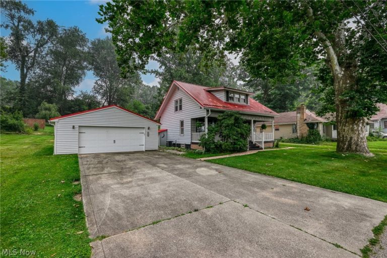 6590 Pleasant Avenue, Kent, OH - Photo 2