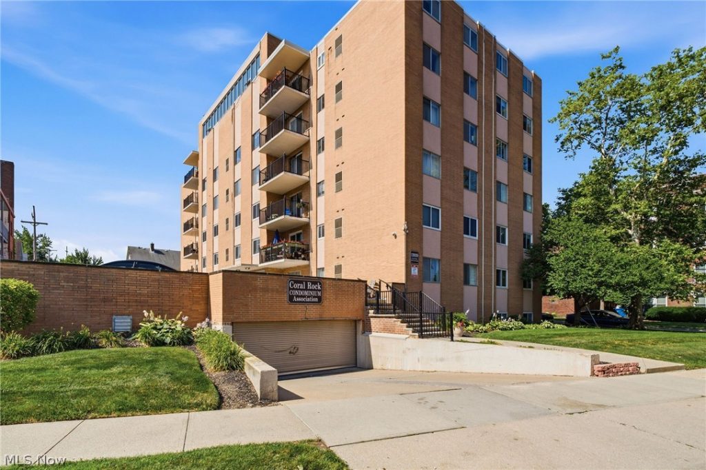 12029 Clifton Boulevard #503, Lakewood, OH