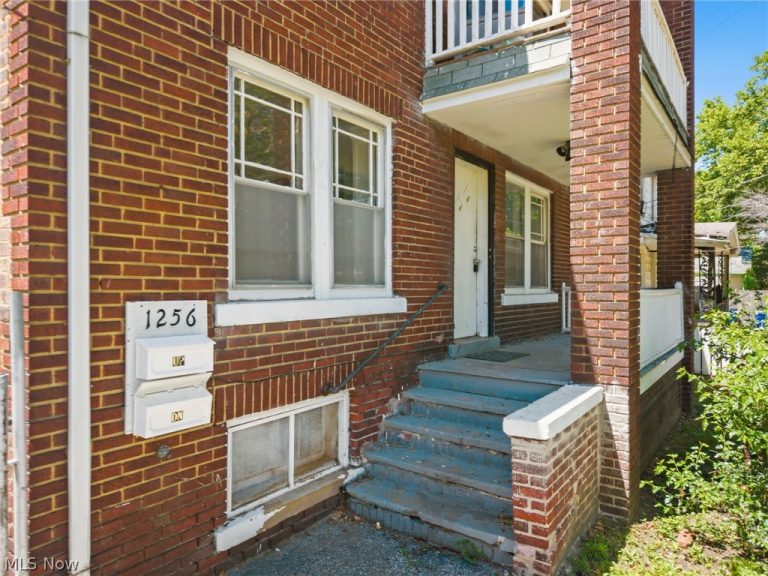 1256 60th Street, Cleveland, OH - Photo 4