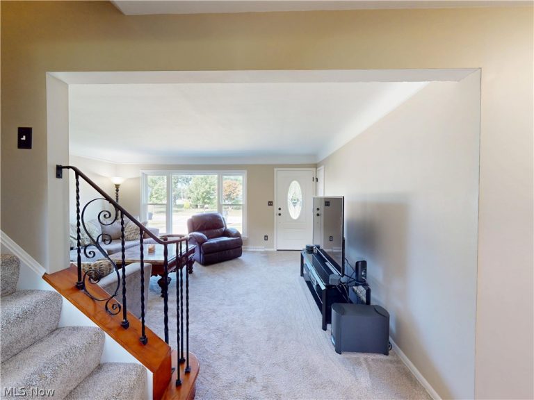 1791 Kapel Drive, Euclid, OH - Photo 4