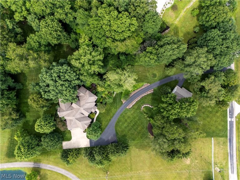 1240 Riffel Road, Wooster, OH - Photo 4