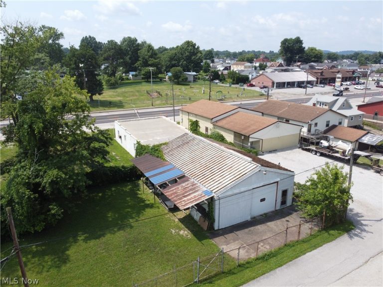 2209 Camden Avenue, Parkersburg, WV - Photo 5