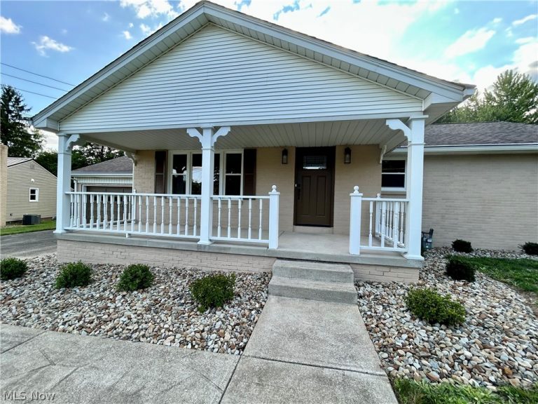 22 Orchard Drive, Poland, OH - Photo 2