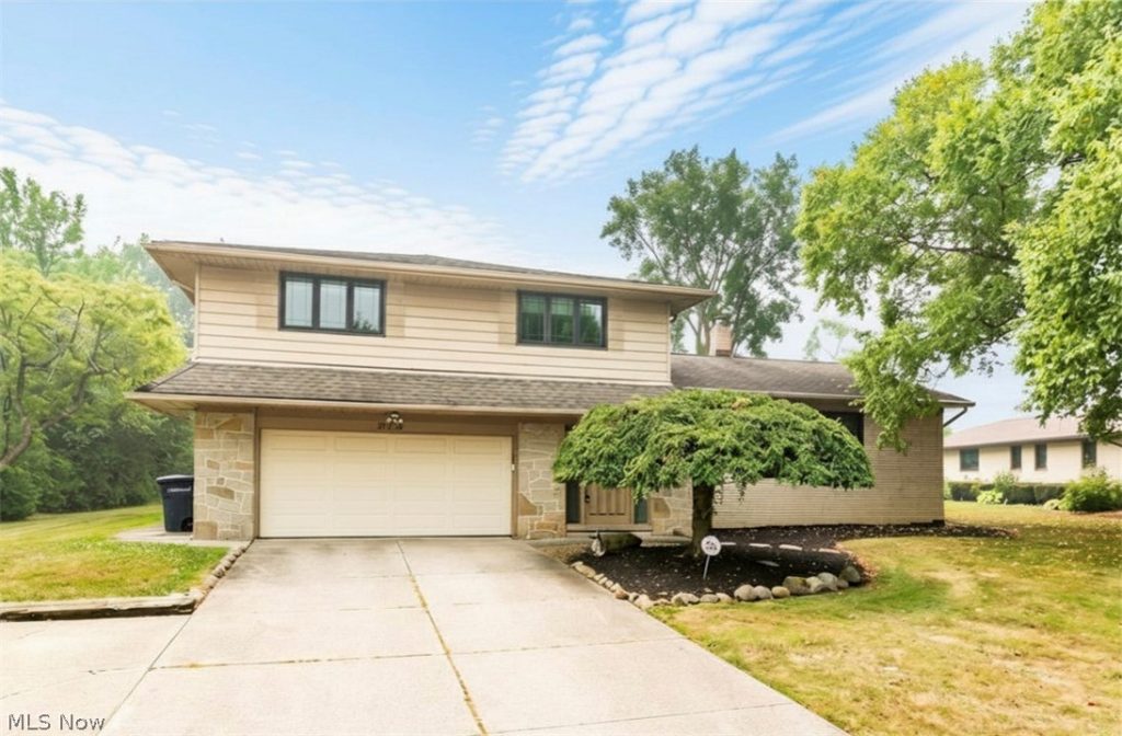25150 Cardington Drive, Beachwood, OH